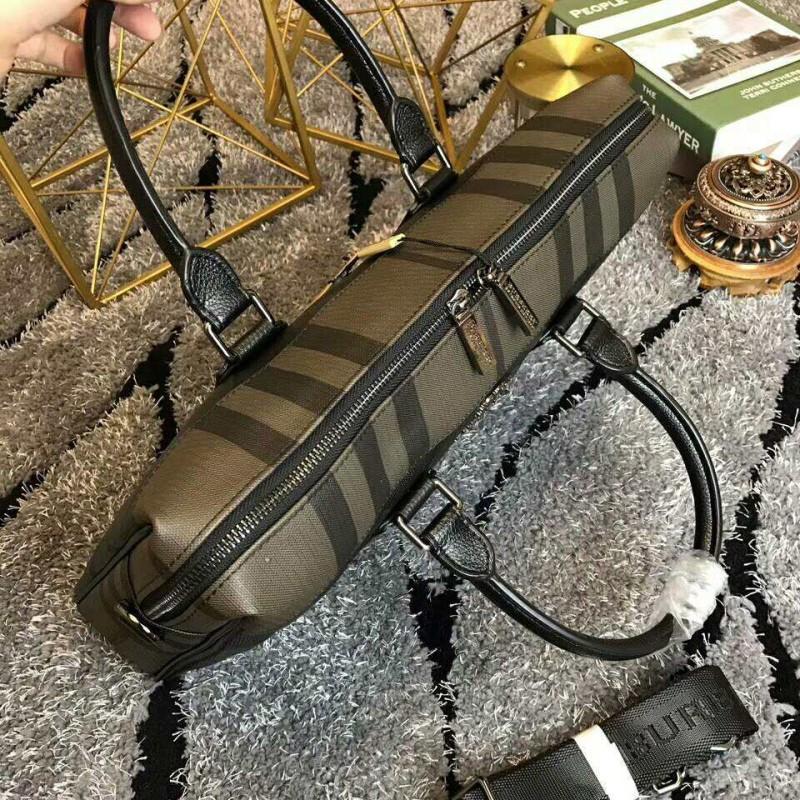 Túi xách nam Burberry da đen vàng siêu cấp 