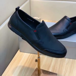 Giày lười Prada siêu cấp da trơn màu đen