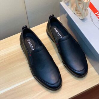 Giày lười Prada siêu cấp da trơn màu đen