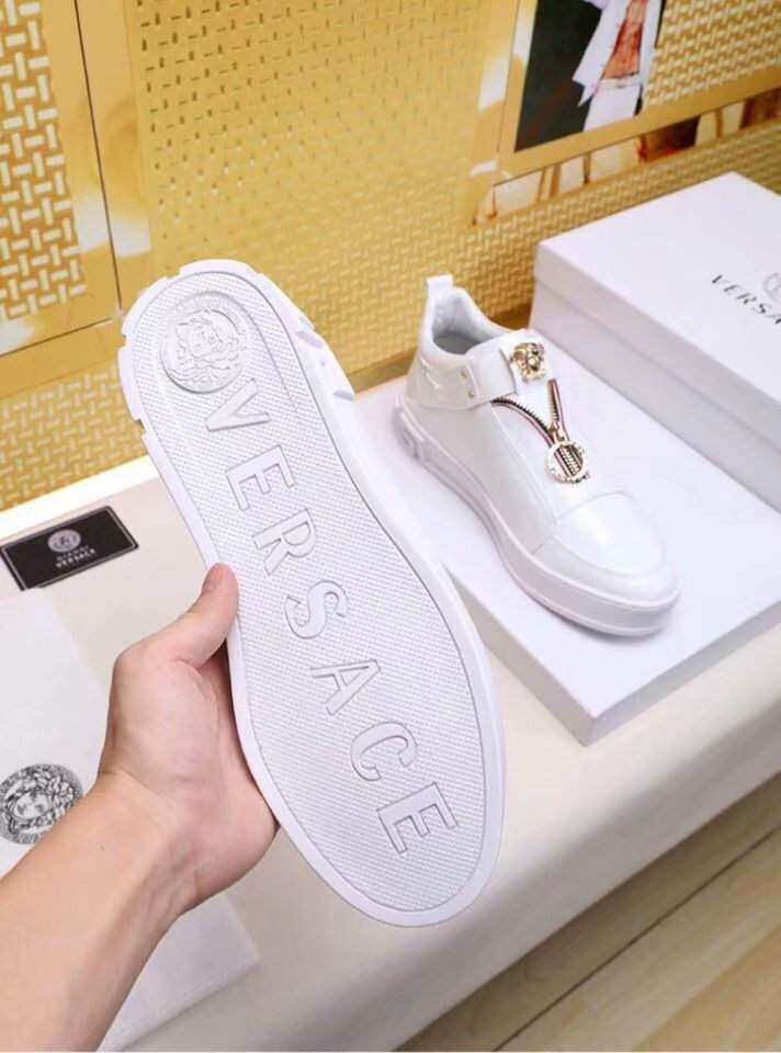 Giày lười Versace siêu cấp họa tiết chữ vạn màu trắng