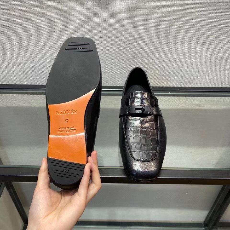 Giày lười Hermes like au đế cao da rạn họa tiết móc tròn GLH02