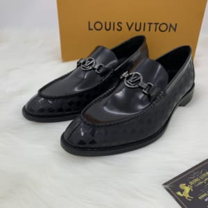 Giày lười Louis Vuitton siêu cấp da trơn màu đen GLLV09
