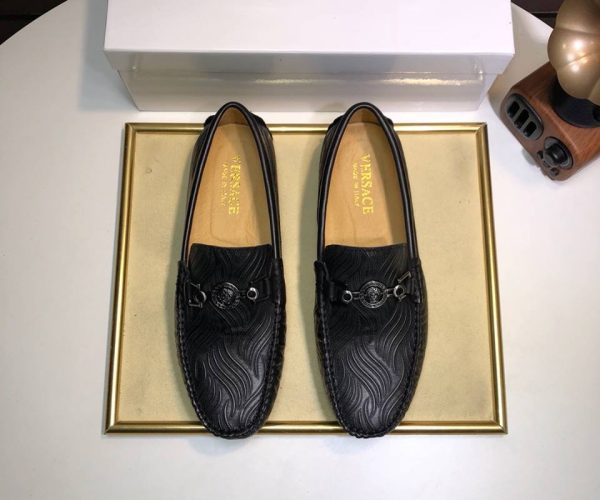 Giày lười Versace siêu cấp đen họa tiết vân lá