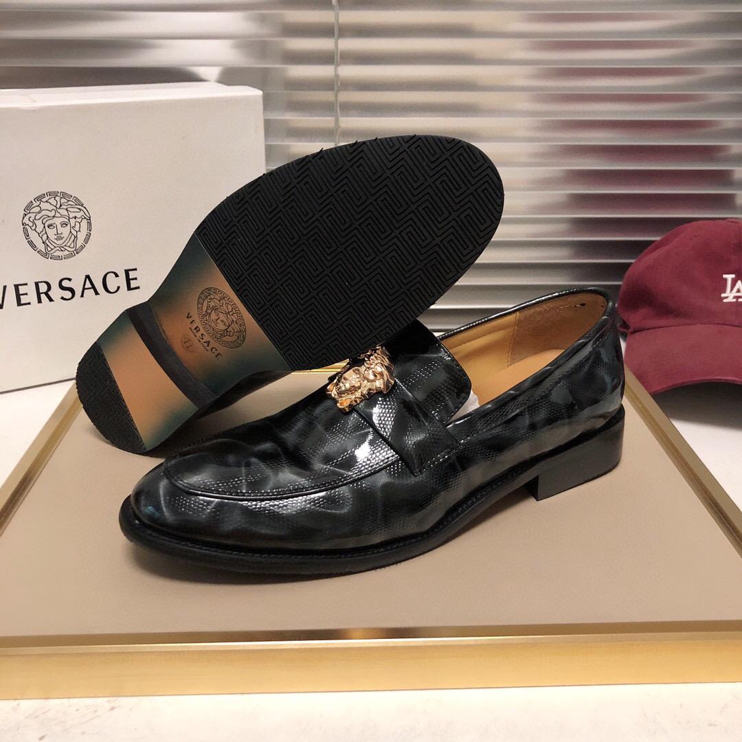 Giày lười Versace siêu cấp họa tiết logo da vân bóng GLV01