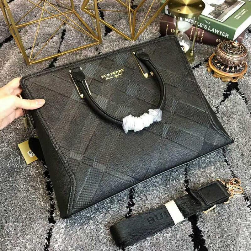 Túi xách nam Burberry hàng siêu cấp kẻ sọc 
