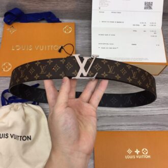 Thắt lưng Louis Vuitton dây 2 mặt hoa Monogram khóa trắng Like Auth