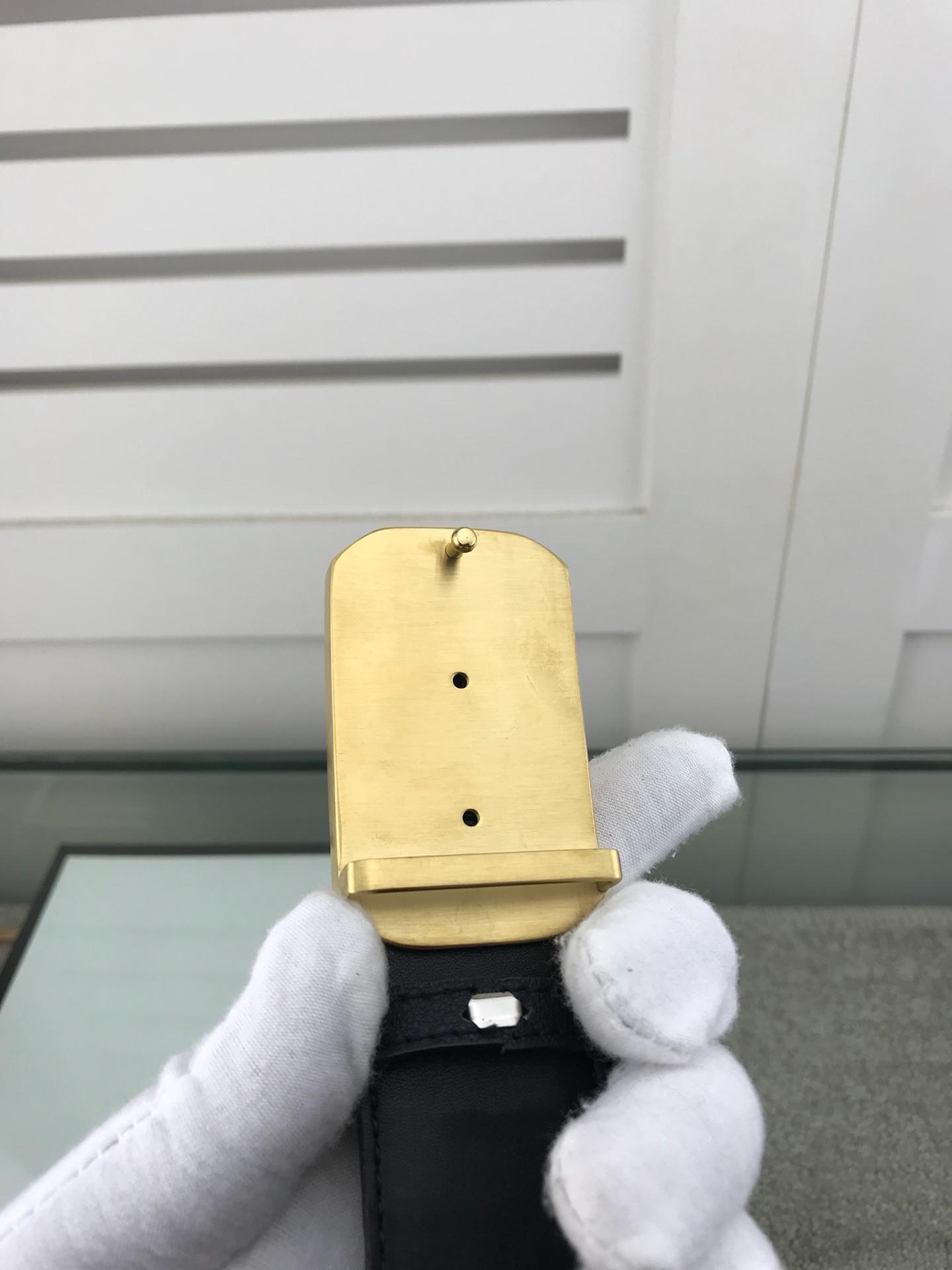 Thắt lưng nam Gucci siêu cấp họa tiết logo chìm mặt vuông