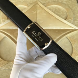 Thắt lưng nam Gucci siêu cấp họa tiết logo chìm mặt vuông