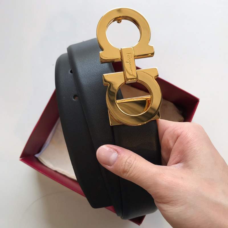 Thắt lưng nam Salvatore Ferragamo đen mặt vàng siêu cấp