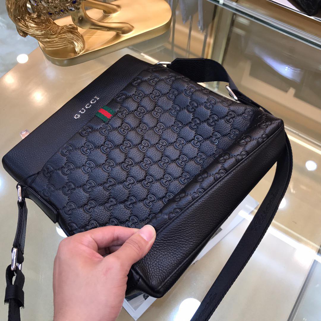 Túi đeo chéo Gucci siêu cấp đen da trơn