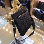 Túi đeo chéo Gucci siêu cấp đen da trơn