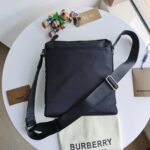 Túi đeo chéo Burberry siêu cấp full đen TDCB05