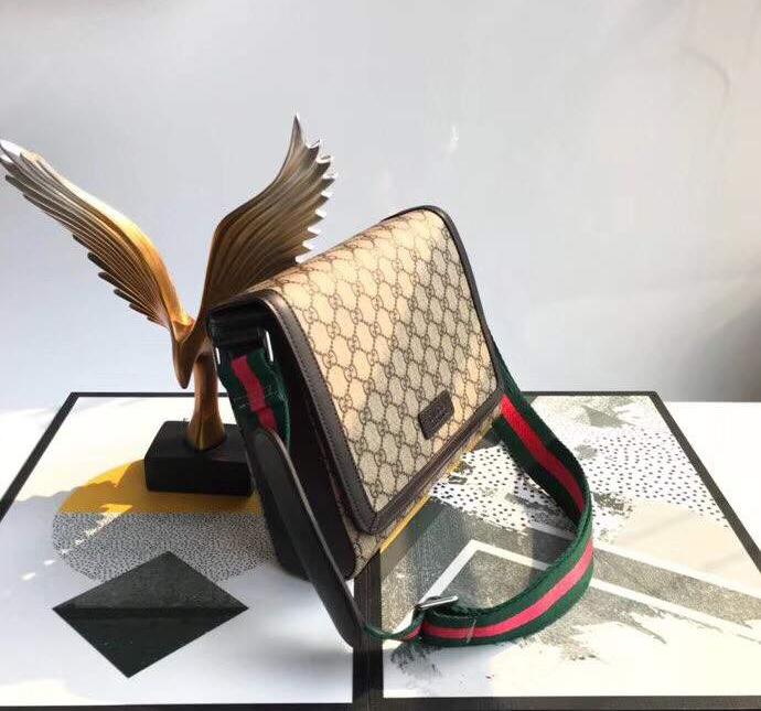 Túi đeo chéo Gucci siêu cấp trắng họa tiết caro
