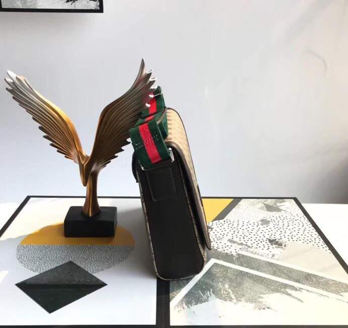 Túi đeo chéo Gucci siêu cấp trắng họa tiết caro