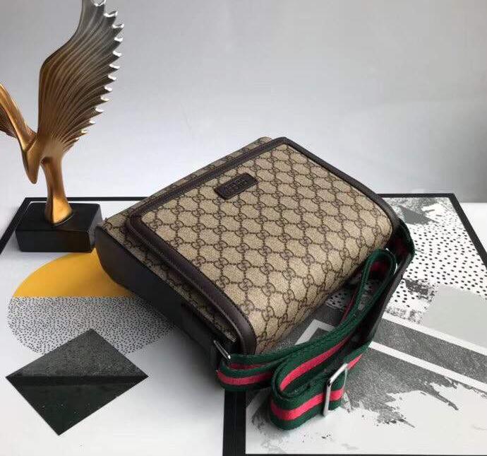 Túi đeo chéo Gucci siêu cấp trắng họa tiết caro