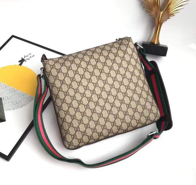 Túi đeo chéo Gucci siêu cấp trắng họa tiết caro