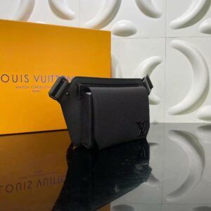 Túi đeo chéo Louis Vuitton like au hình lục giác màu đen TDCLV23