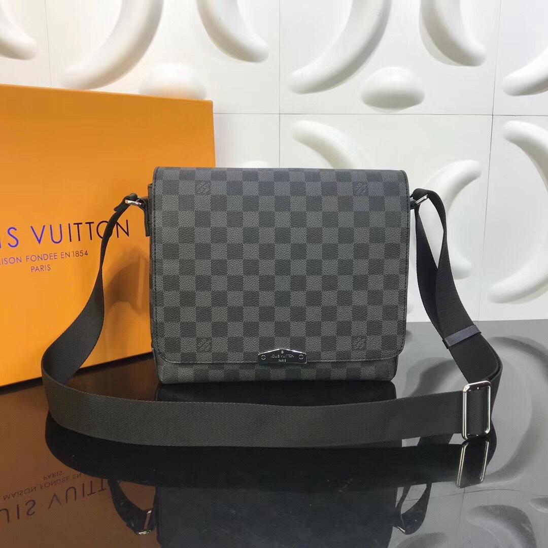 Túi đeo chéo Louis Vuitton like au hoạ tiết caro TDCLV01