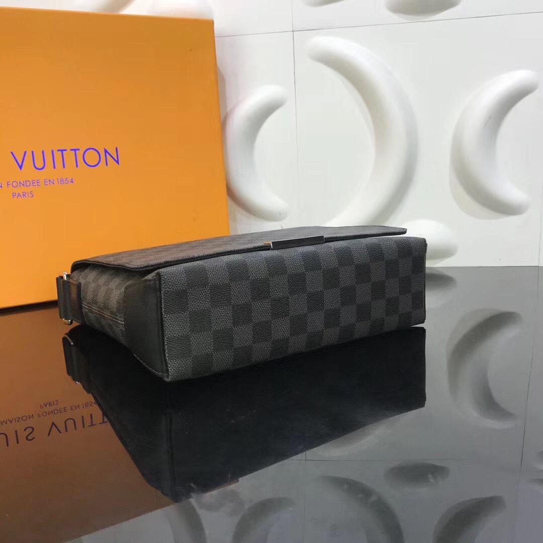 Túi đeo chéo Louis Vuitton like au hoạ tiết caro TDCLV01