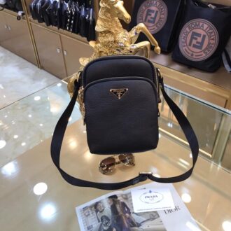 Túi đeo chéo nam Prada siêu cấp da sần