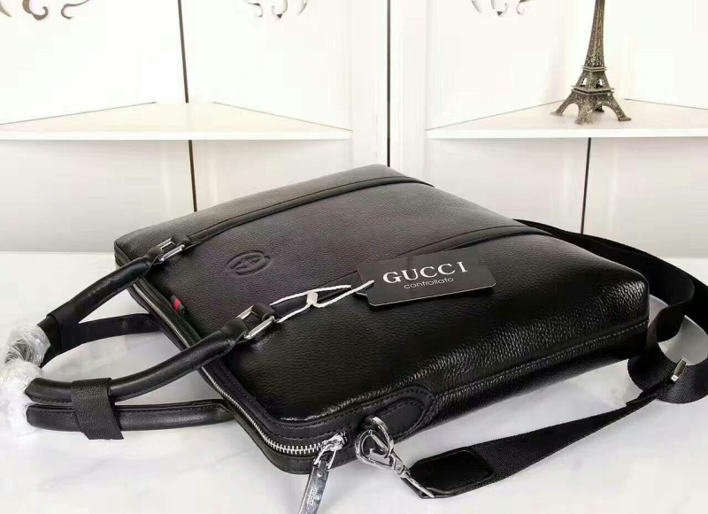 Túi xách nam Gucci siêu cấp đen da trơn 