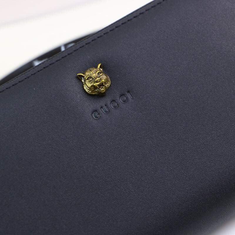 Ví nam cầm tay Gucci siêu cấp tím than logo mặt hổ