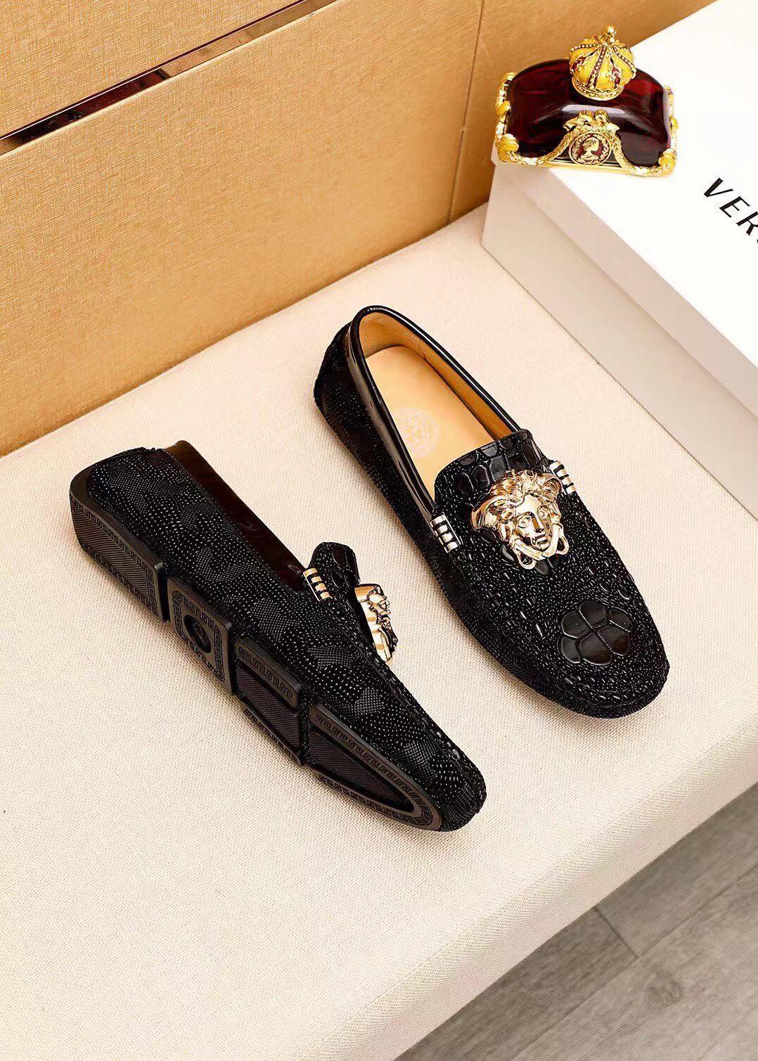 Giày nam Versace siêu cấp họa tiết da sần GLV15