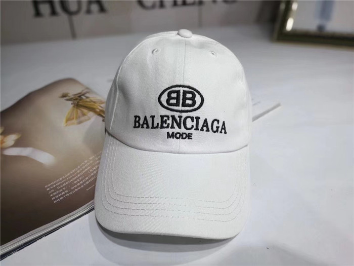 Mũ nam Balenciaga siêu cấp họa tiết BB