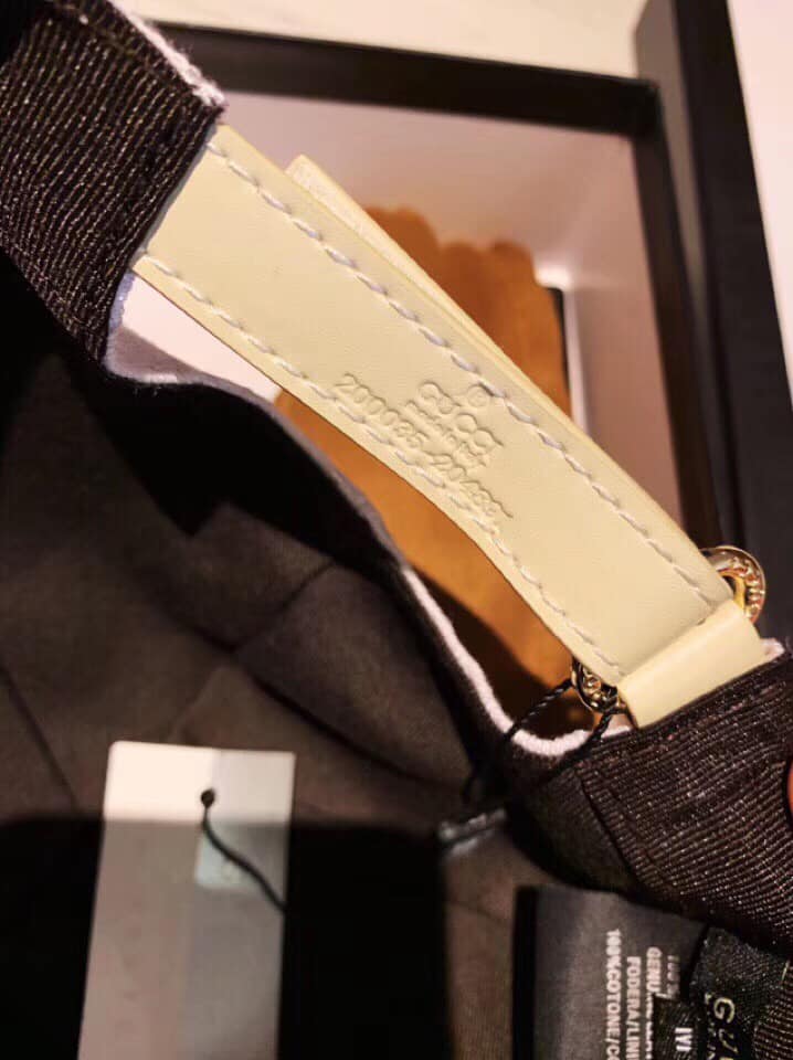 Mũ nam Gucci siêu cấp trắng họa tiết logo NY 