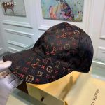 Mũ nam Louis Vuitton siêu cấp họa tiết logo LV tím