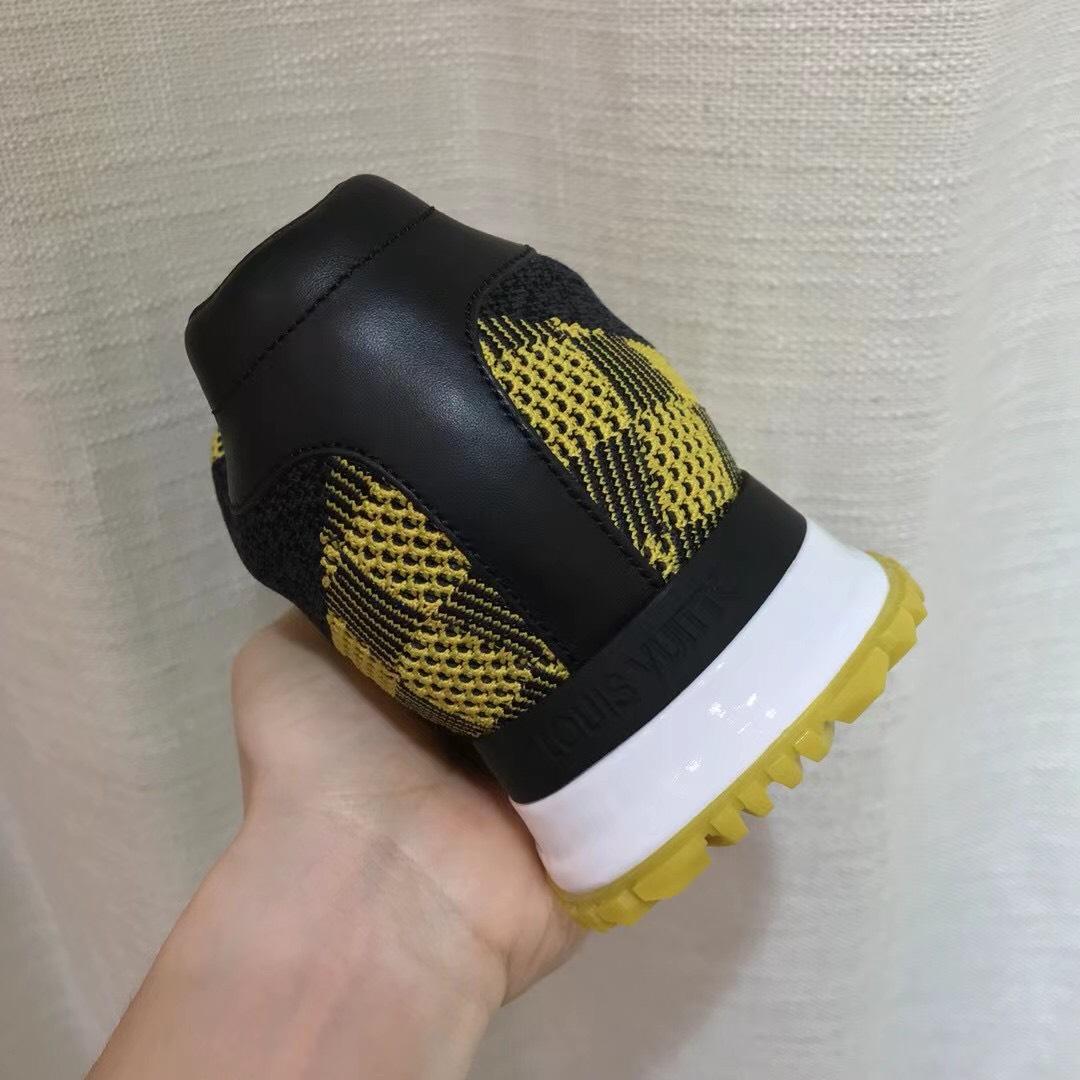 Giày nam Louis Vuitton like au họa tiết caro vàng GLLV24