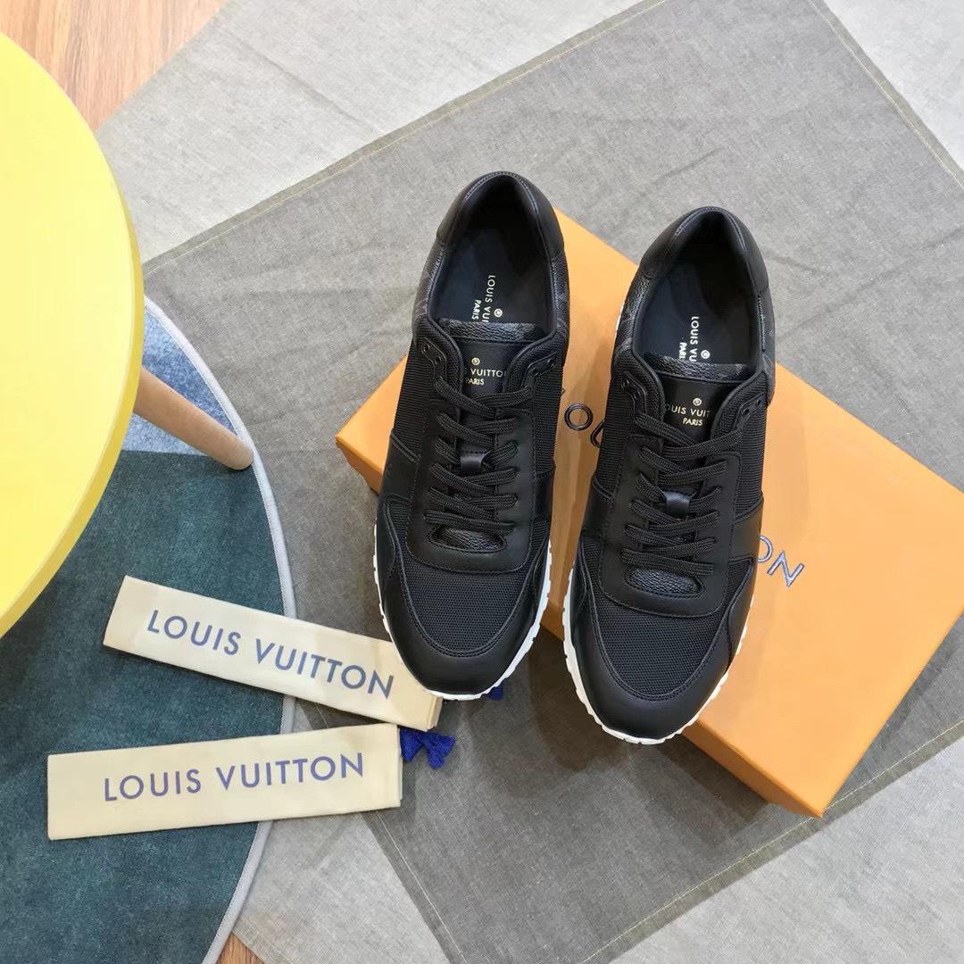 Giày nam Louis Vuitton siêu cấp họa tiết viền cổ hoa đen GNLV11