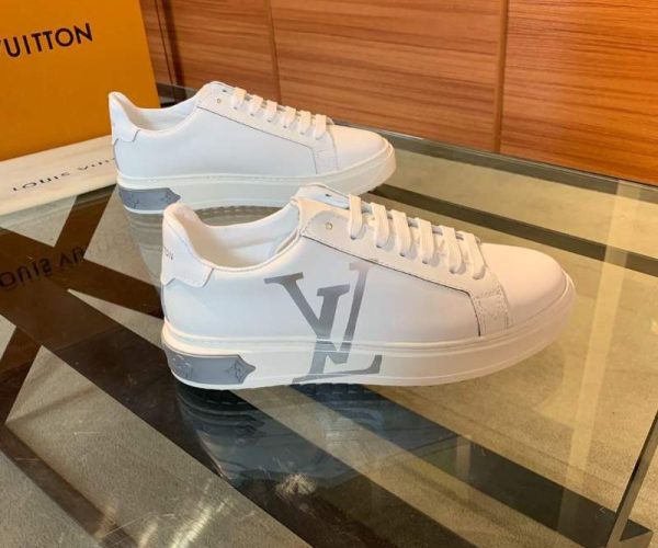 Giày nam Louis Vuitton siêu cấp trắng họa tiết logo bạc