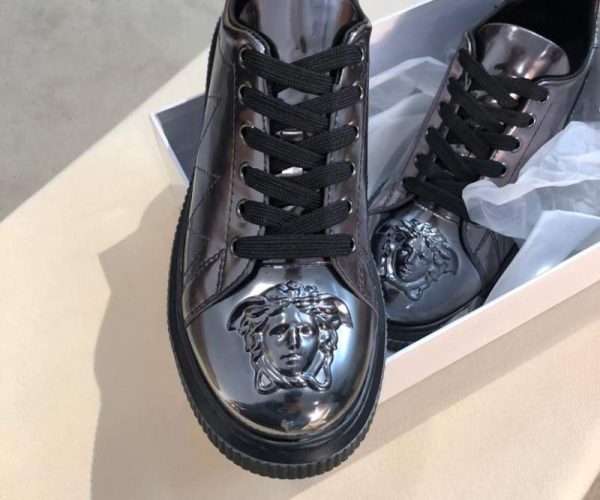Giày nam Versace siêu cấp bạc họa tiết họa tiết mặt người