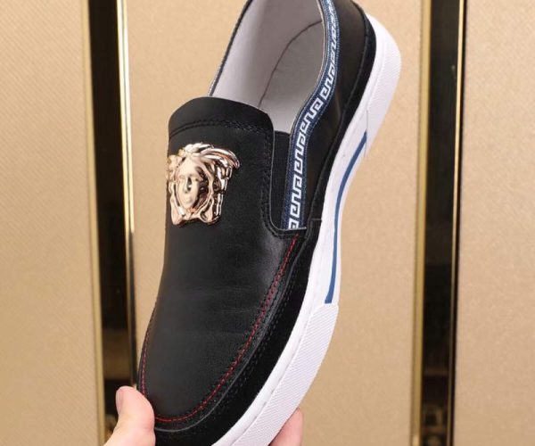 Giày nam Versace siêu cấp đen họa tiết logo