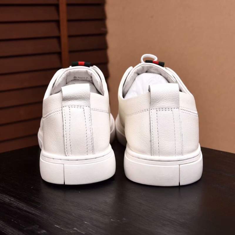 Giày nam Versace siêu cấp trắng họa tiết viền đỏ