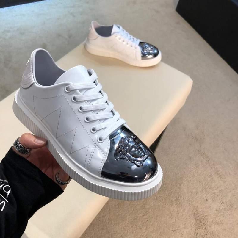 Giày nam Versace siêu cấp trắng xanh họa tiết mặt người