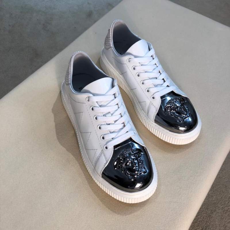 Giày nam Versace siêu cấp trắng xanh họa tiết mặt người