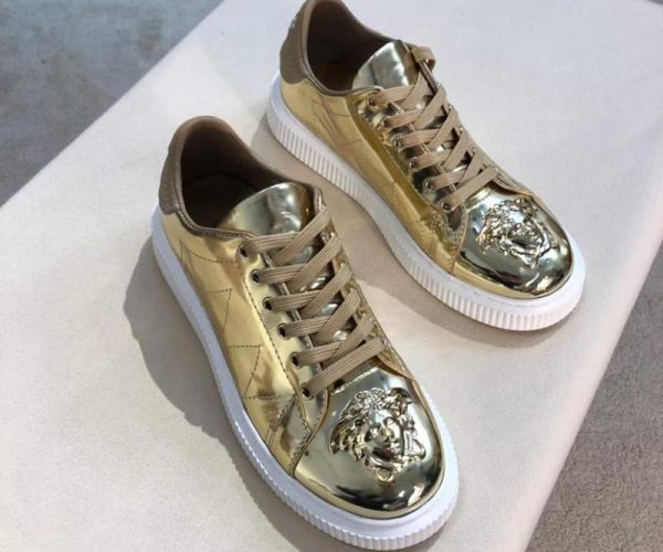 Giày nam Versace siêu cấp vàng họa tiết mặt người