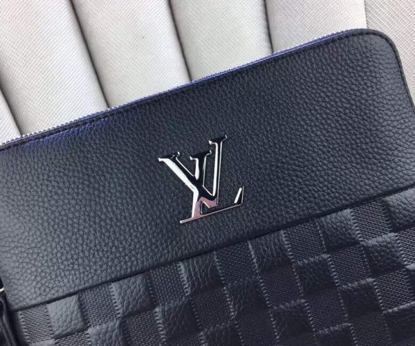 Túi đeo chéo Louis Vuitton siêu cấp da dập caro