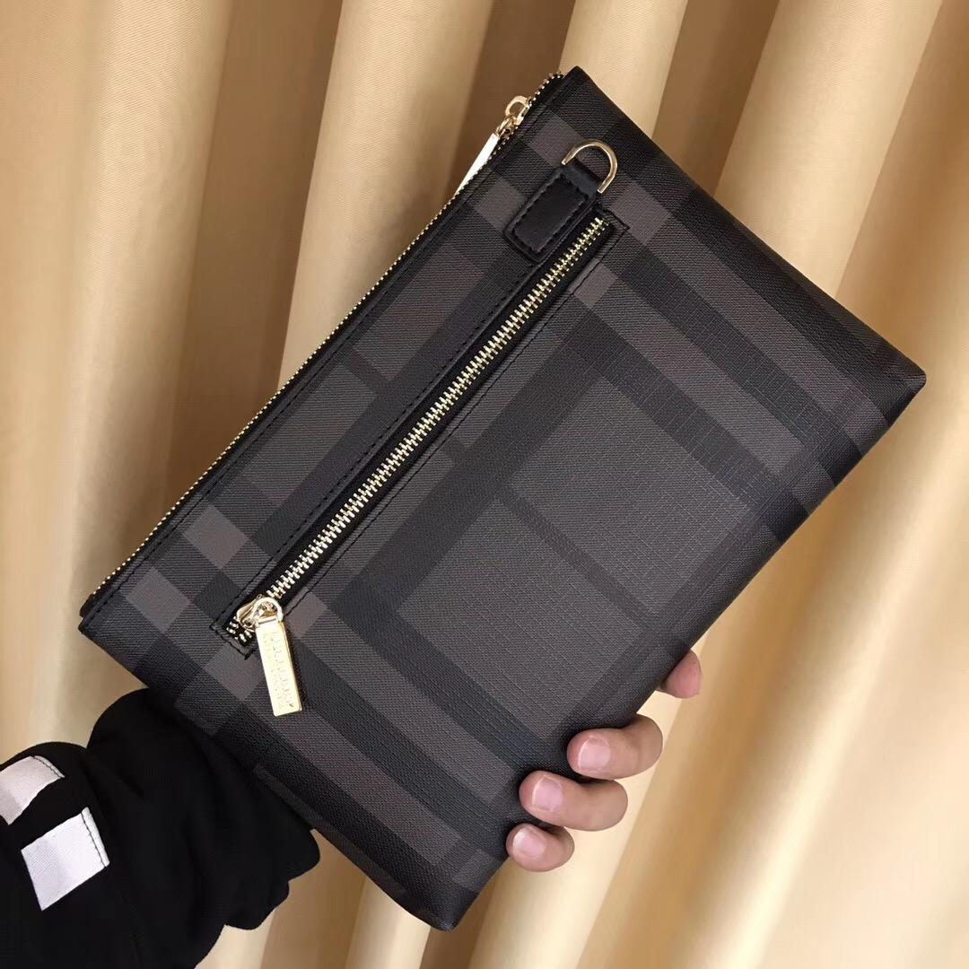 Ví nam Burberry siêu cấp cầm tay họa tiết kẻ ngang