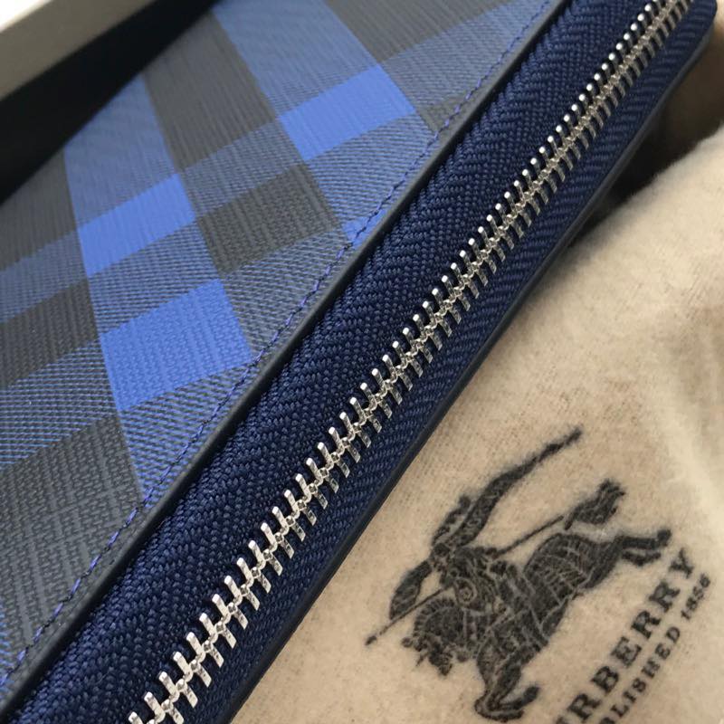 Ví nam Burberry siêu cấp họa tiết kẻ xanh đen