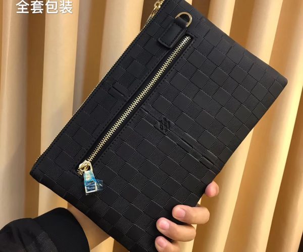 Ví nam Louis Vuitton siêu cấp cầm tay họa tiết caro đen