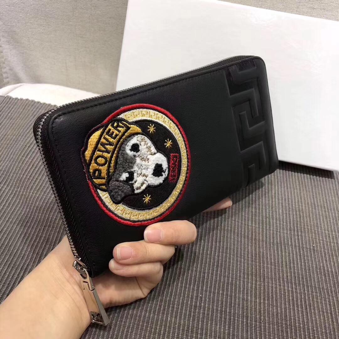Ví nam Versace siêu cấp cầm tay họa tiết logo tròn