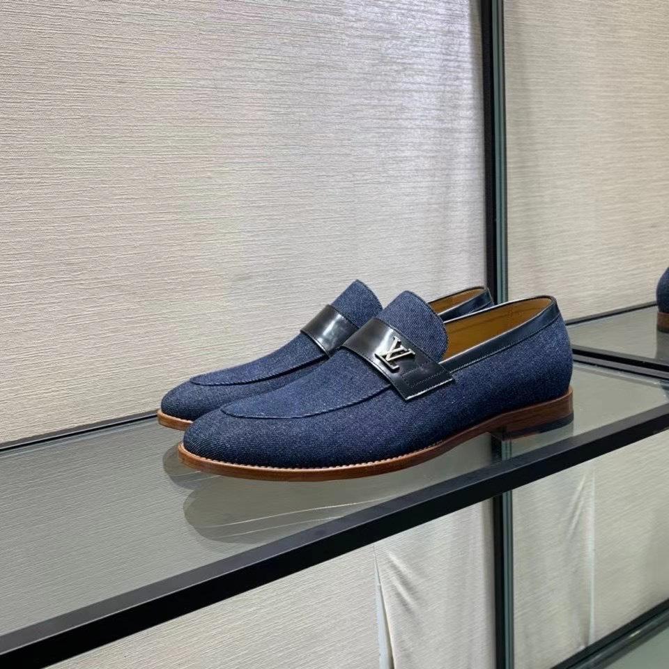 Giày lười Louis Vuitton like au đế cao khoá logo lệch màu xanh GLLV43