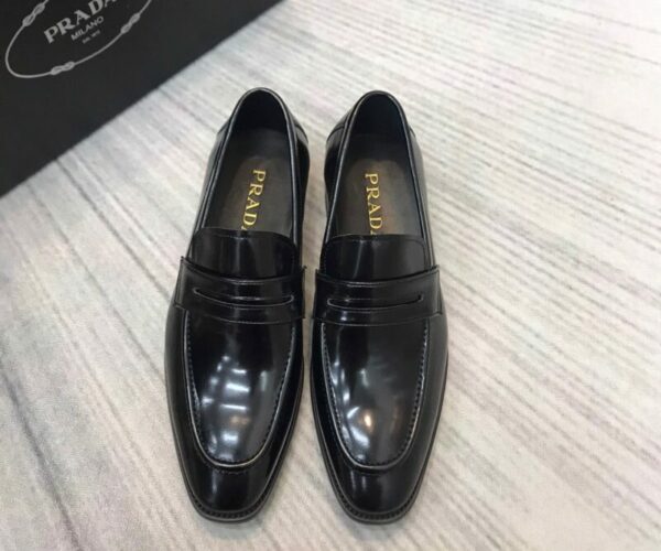 Giày lười Prada siêu cấp đế cao tag ẩn màu đen GLP30
