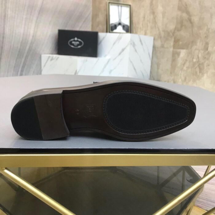 Giày lười Prada siêu cấp đế cao tag ẩn màu nâu GLP40