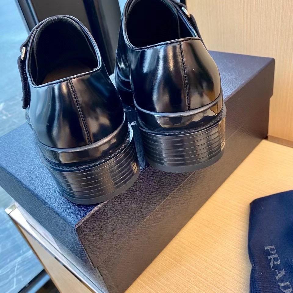 Giày lười Prada like au đế cao khóa lệch GLP33