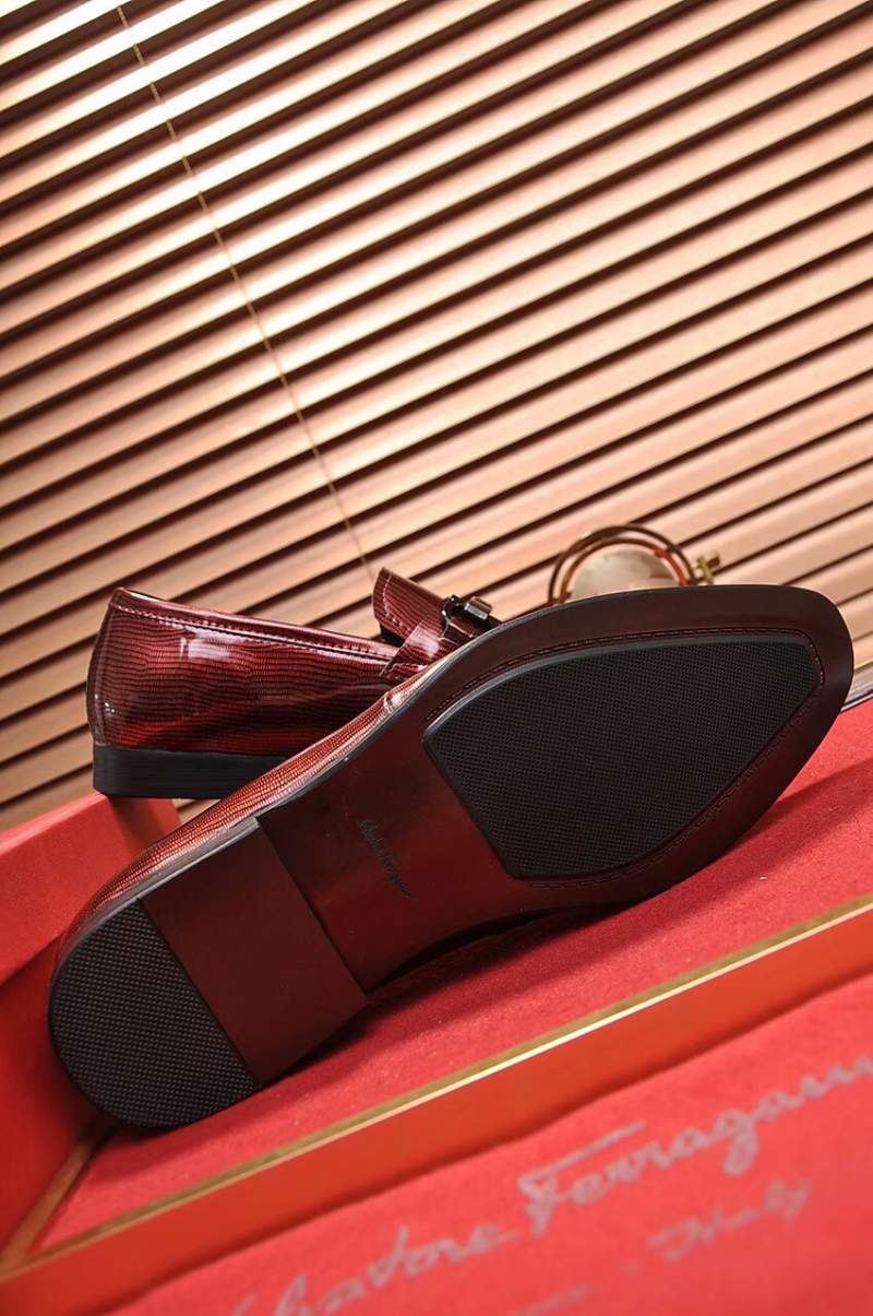 Giày lười Salvatore Ferragamo siêu cấp họa tiết kẻ màu đỏ mận