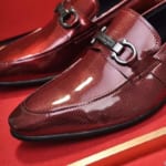 Giày lười Salvatore Ferragamo siêu cấp họa tiết kẻ màu đỏ mận